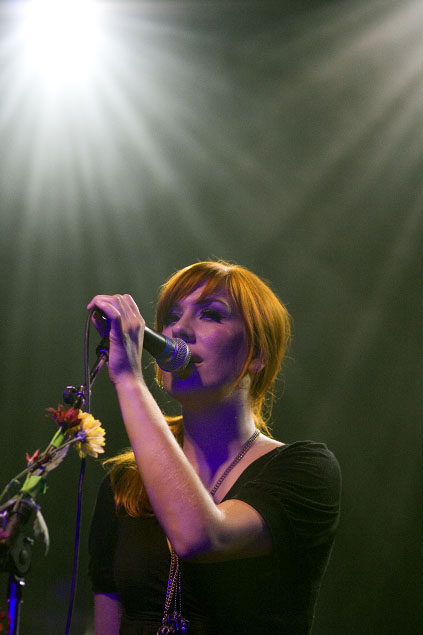 Esthero singing at the Mod Club